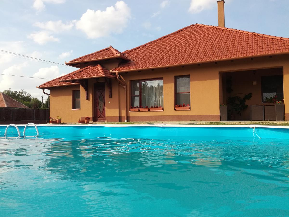 Tordai Vendeghaz Hotel Bihartorda Ngoại thất bức ảnh